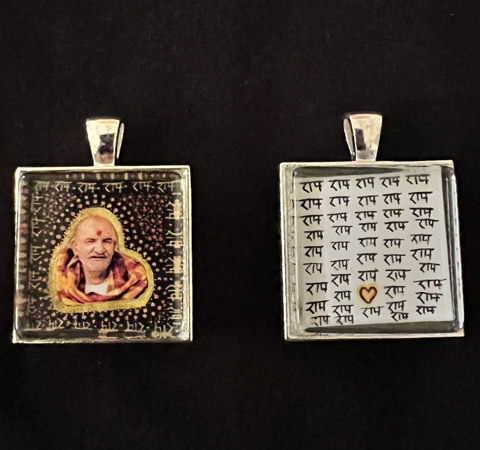 Small Neem Karoli Baba Pendant with Ram Ram Border